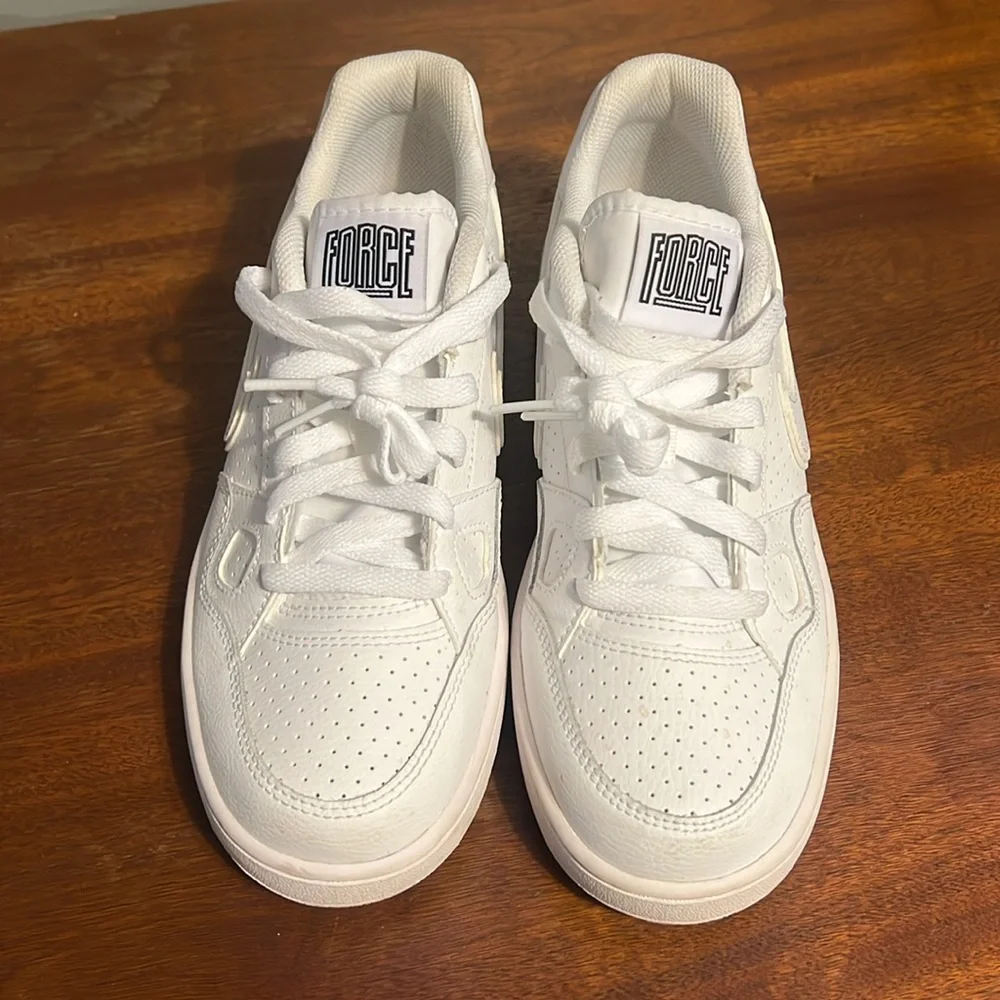 Nike Air Force youth size 7 - Picture 3 of 5